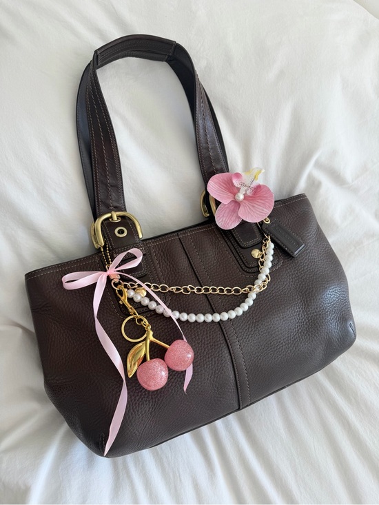 Coach Handbags - vintage Coach Espresso Brown Leather Soho Tote Bag w/gold hardware